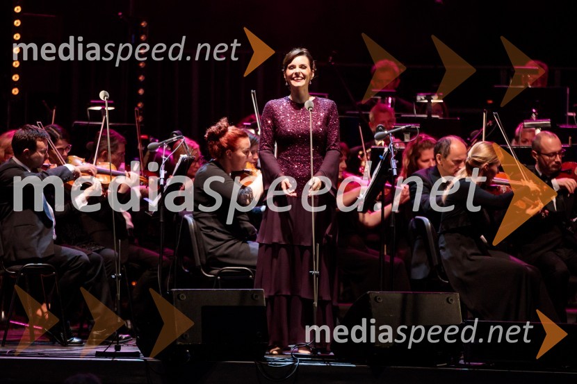  Valentina Čuden, operna pevkaOperna noč v Ljubljani