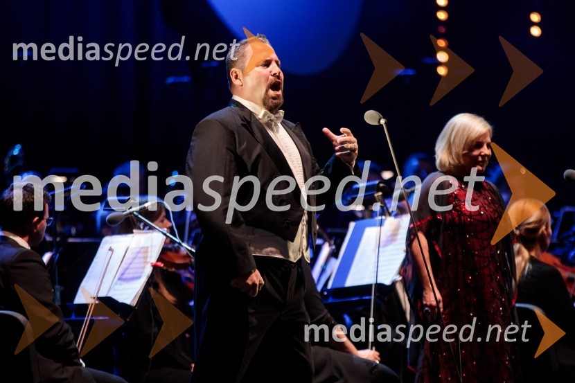  Jaki Jurgec, operni solist;  Petya Ivanova, operna solistkaOperna noč v Ljubljani