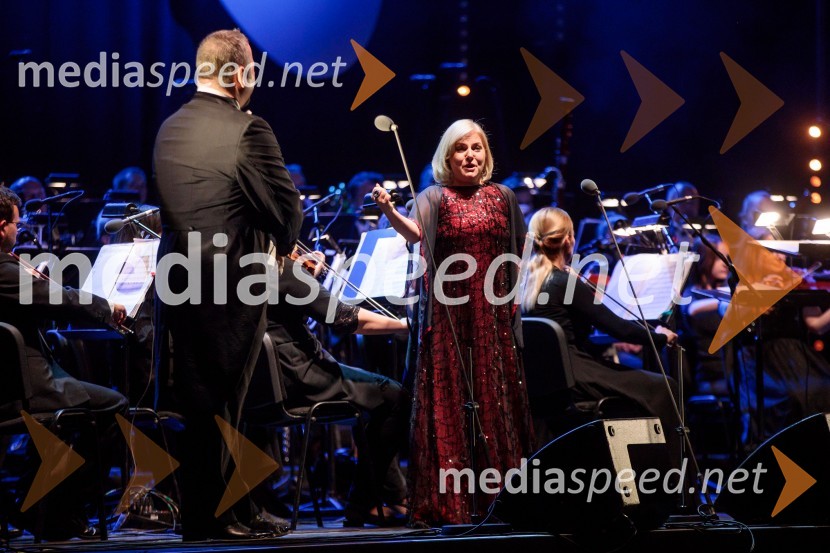  ... ;  Petya Ivanova, operna solistkaOperna noč v Ljubljani