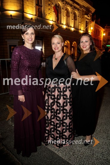  Valentina Čuden, operna pevka;  Sabina  Cvilak, operna pevka;  ... Operna noč v Ljubljani