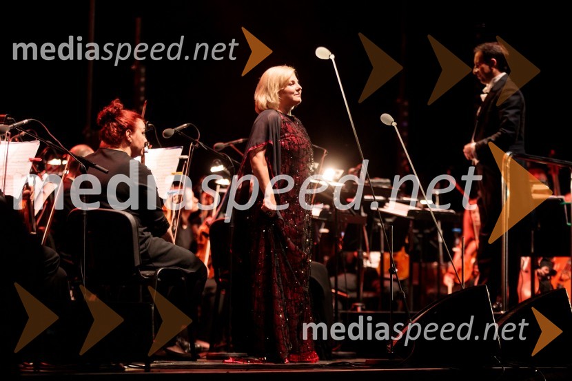  Petya Ivanova, operna solistkaOperna noč v Ljubljani