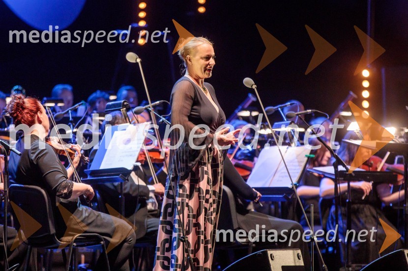  Sabina  Cvilak, operna pevkaOperna noč v Ljubljani