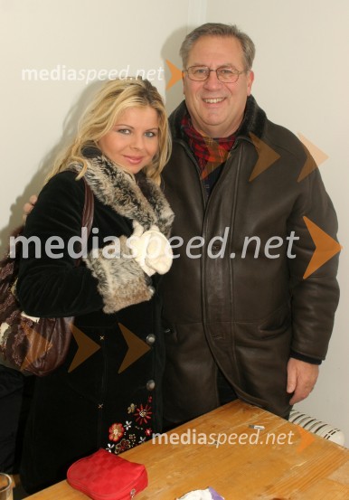 Pevka Neisha in Milan Razdevšek, direktor Zavoda za turizem MariborSilvestrovanje, Glavni trg Maribor