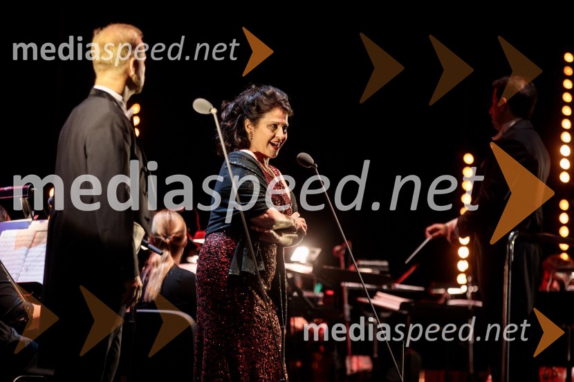  Martin Sušnik, operni solist;  Irena  Petkova, operna pevkaOperna noč v Ljubljani