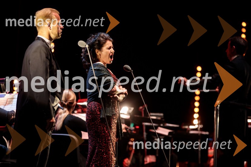  Martin Sušnik, operni solist;  Irena  Petkova, operna pevkaOperna noč v Ljubljani