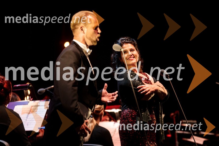  Martin Sušnik, operni solist;  Irena  Petkova, operna pevkaOperna noč v Ljubljani