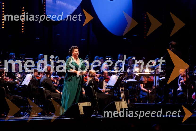  Rebeka Lokar, operna pevkaOperna noč v Ljubljani