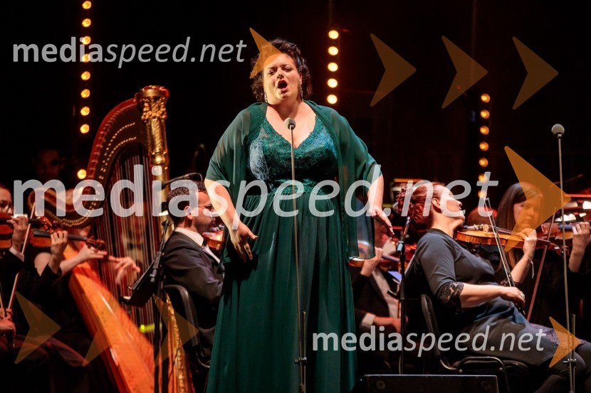  Rebeka Lokar, operna pevkaOperna noč v Ljubljani