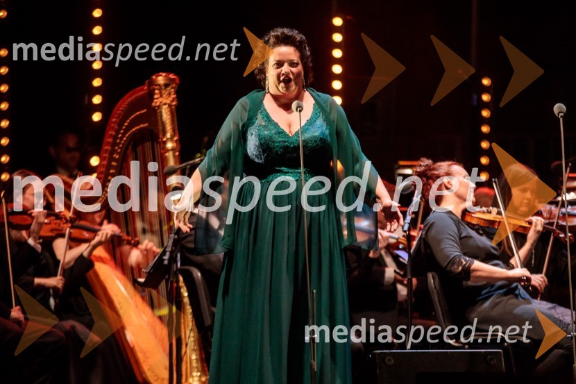  Rebeka Lokar, operna pevkaOperna noč v Ljubljani