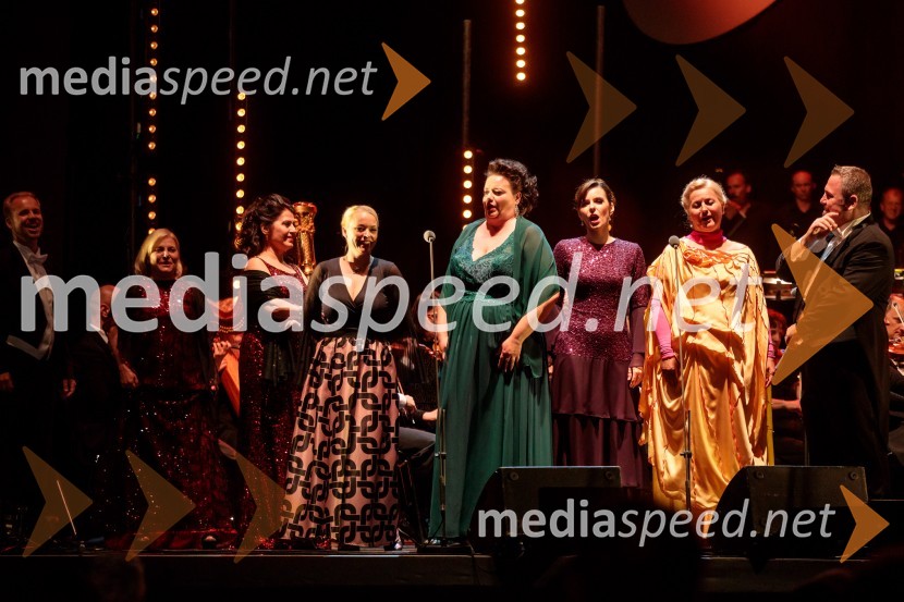  Sabina  Cvilak, operna pevka;  Rebeka Lokar, operna pevka;  Valentina Čuden, operna pevka;  Andreja Zakonjšek Krt, sopranistka;  Jaki Jurgec, operni solistOperna noč v Ljubljani