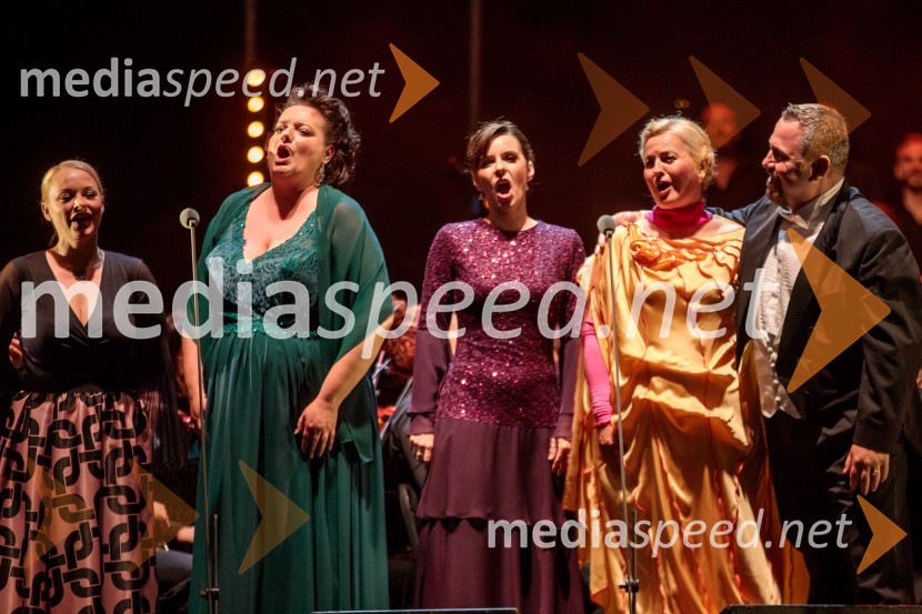  Sabina  Cvilak, operna pevka;  Rebeka Lokar, operna pevka;  Valentina Čuden, operna pevka;  Andreja Zakonjšek Krt, sopranistka;  Jaki Jurgec, operni solistOperna noč v Ljubljani