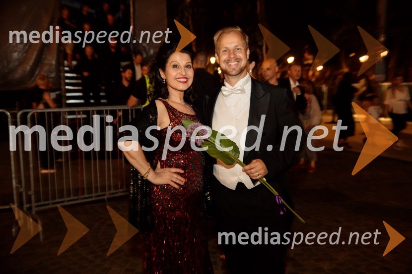  Irena  Petkova, operna pevka;  Martin Sušnik, operni solistOperna noč v Ljubljani