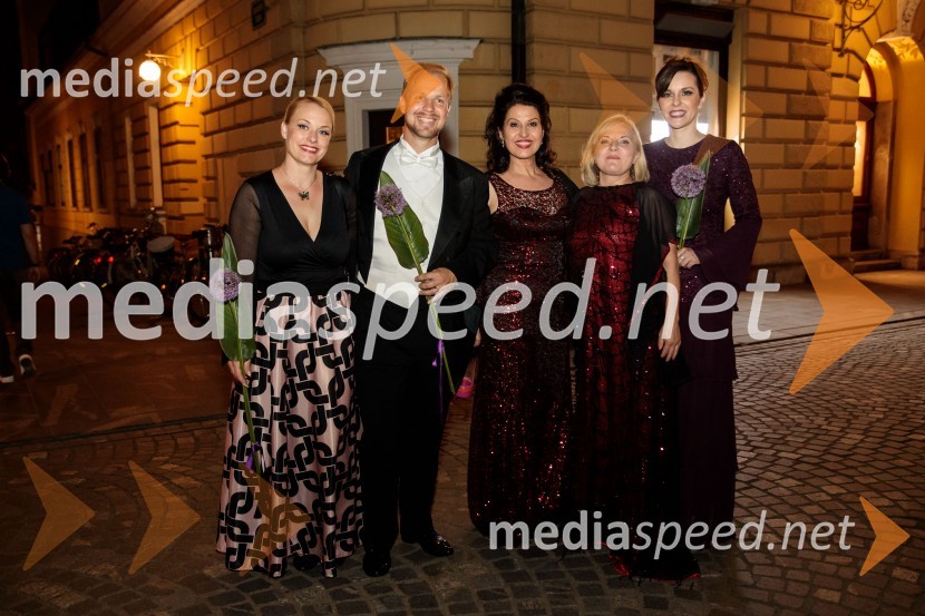  Sabina  Cvilak, operna pevka;  Martin Sušnik, operni solist;  Irena  Petkova, operna pevka;  Petya Ivanova, operna solistka;  Valentina Čuden, operna pevkaOperna noč v Ljubljani