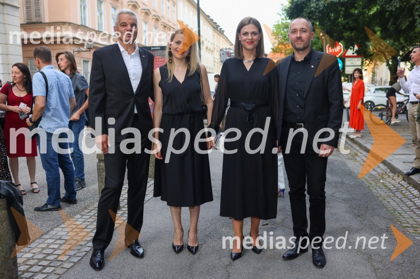  Aleksander Saša Arsenovič, župan, Mestna občina Maribor;  Katja Arsenovič, direktorica Rožmarin Hospitality Group;  Emina Koren Mirkovič;  Gregor Reichenberg,  podžupan MOM za področje arhitekture in prostora56. Festival Borštnikovo srečanje, otvoritev