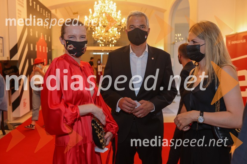  ... ;  Aleksander Saša Arsenovič, župan, Mestna občina Maribor;  Katja Arsenovič, direktorica Rožmarin Hospitality Group56. Festival Borštnikovo srečanje, otvoritev