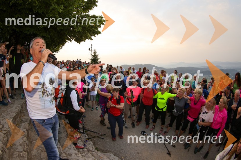  VIli Resnik, pevecOd vzhoda do vzhoda - šesti skupinski vzpon na Šmarno goro
