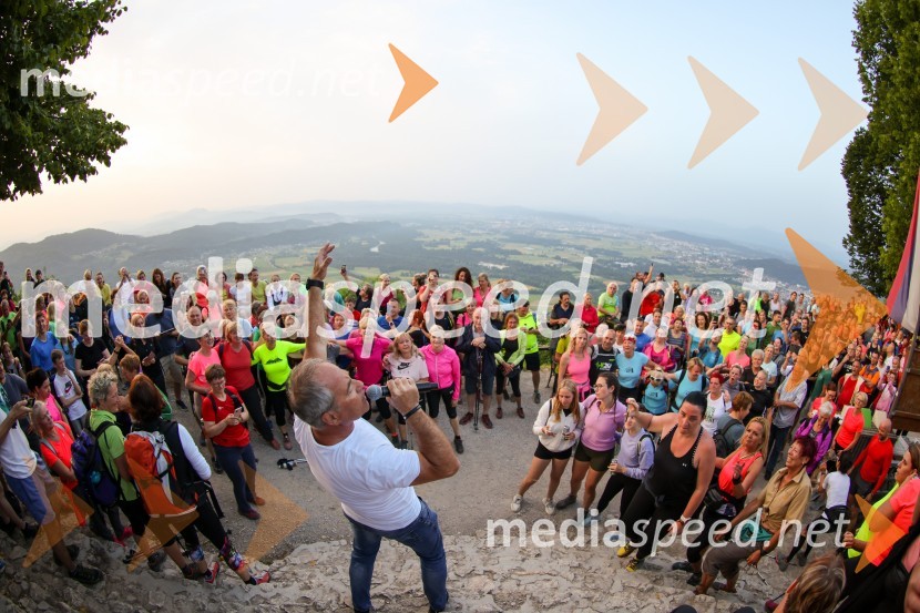  VIli Resnik, pevecOd vzhoda do vzhoda - šesti skupinski vzpon na Šmarno goro
