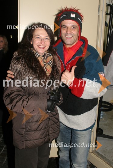 Mirjana Koren, direktorica Pokrajinskega muzeja Maribor in Reno Čibej, skupina KingstonSilvestrovanje, Glavni trg Maribor