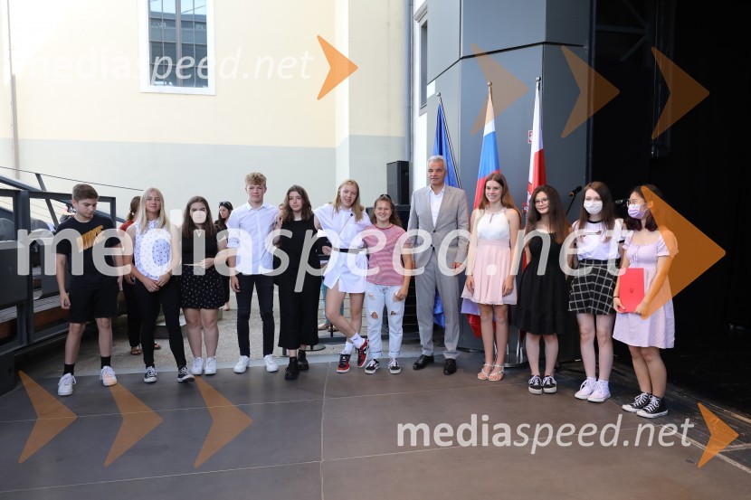 Župan MOM Saša Arsenovič podelil priznanja najuspešnejšim učencem in dijakom