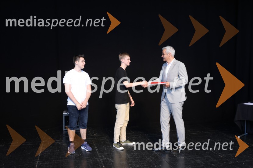 Župan MOM Saša Arsenovič podelil priznanja najuspešnejšim učencem in dijakom