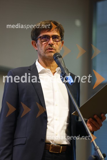  Matjaž Rakovec, župan Mestne občine KranjIzgradnja doma upokojencev Kranj, natečajne rešitve