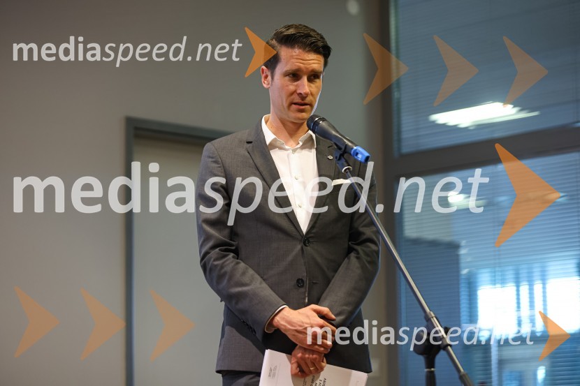  Janez Černe, podžupan Mestne občine KranjIzgradnja doma upokojencev Kranj, natečajne rešitve