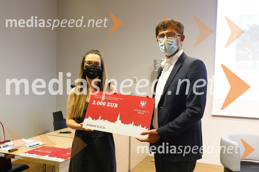  ... ;  Matjaž Rakovec, župan Mestne občine KranjIzgradnja doma upokojencev Kranj, natečajne rešitve