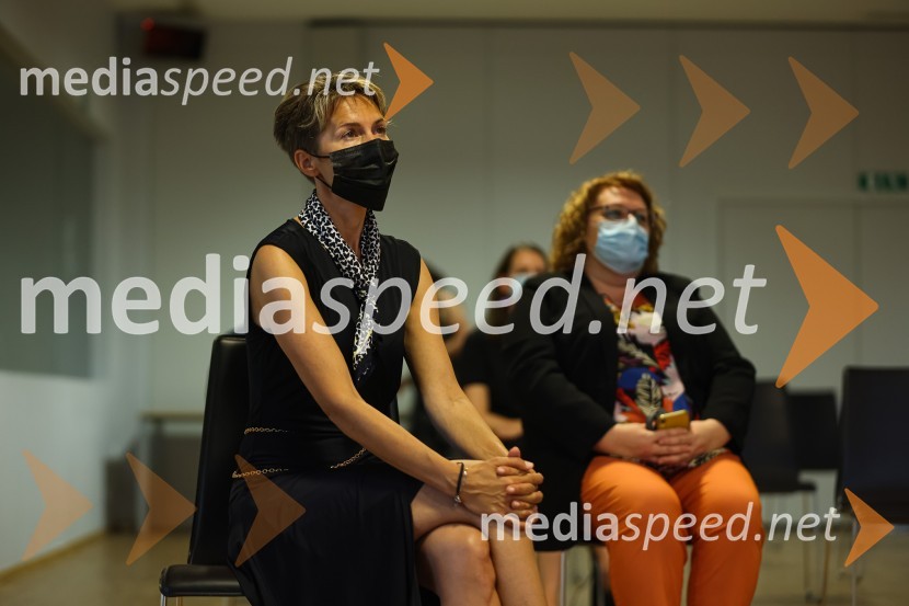 Izgradnja doma upokojencev Kranj, natečajne rešitve