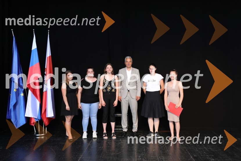 Župan MOM Saša Arsenovič podelil priznanja najuspešnejšim učencem in dijakom