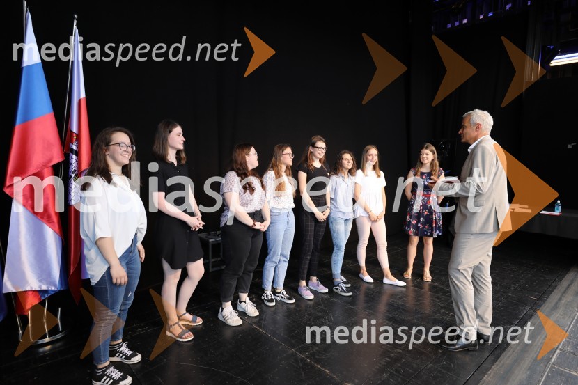 Župan MOM Saša Arsenovič podelil priznanja najuspešnejšim učencem in dijakom