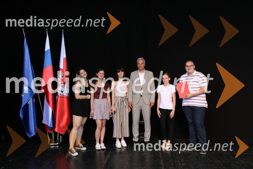 Župan MOM Saša Arsenovič podelil priznanja najuspešnejšim učencem in dijakom