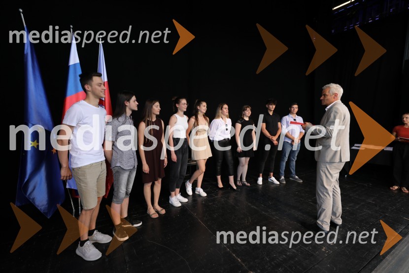 Župan MOM Saša Arsenovič podelil priznanja najuspešnejšim učencem in dijakom