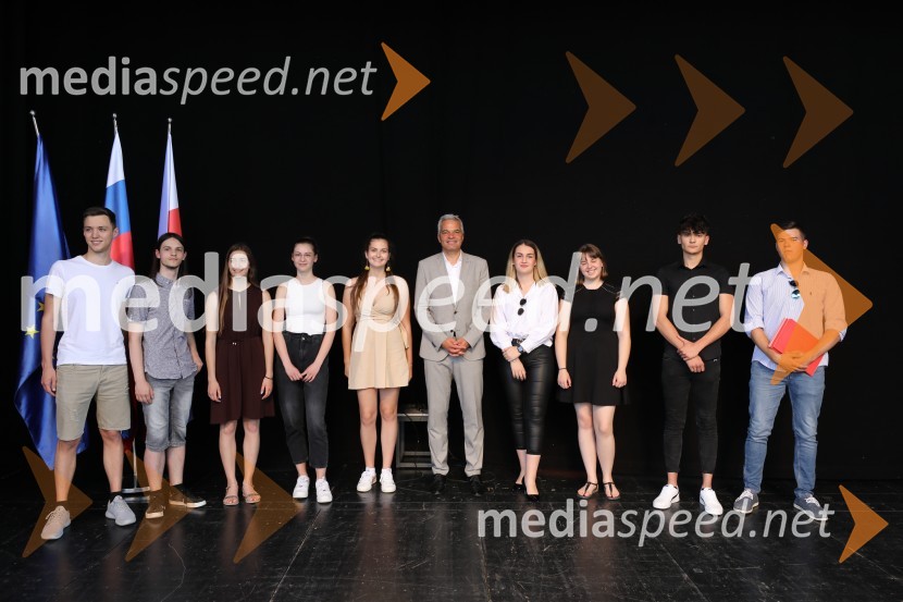 Župan MOM Saša Arsenovič podelil priznanja najuspešnejšim učencem in dijakom