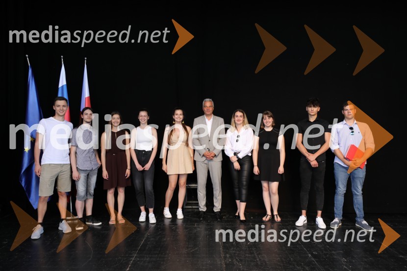 Župan MOM Saša Arsenovič podelil priznanja najuspešnejšim učencem in dijakom