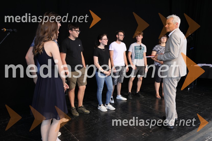 Župan MOM Saša Arsenovič podelil priznanja najuspešnejšim učencem in dijakom