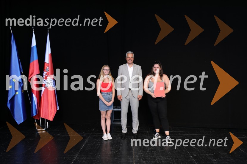 Župan MOM Saša Arsenovič podelil priznanja najuspešnejšim učencem in dijakom