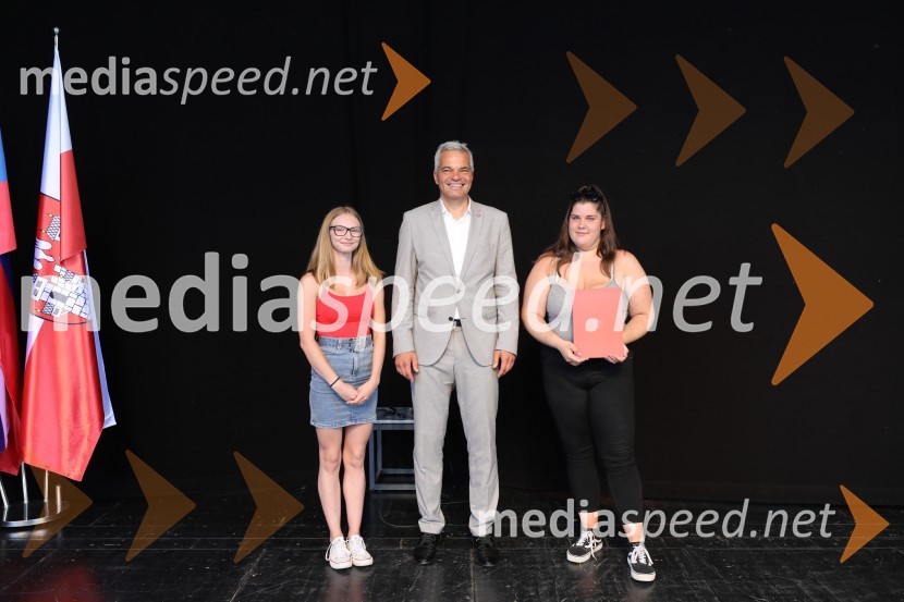 Župan MOM Saša Arsenovič podelil priznanja najuspešnejšim učencem in dijakom