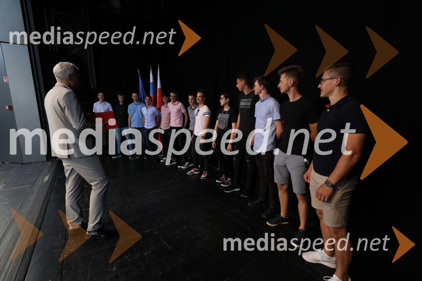 Župan MOM Saša Arsenovič podelil priznanja najuspešnejšim učencem in dijakom