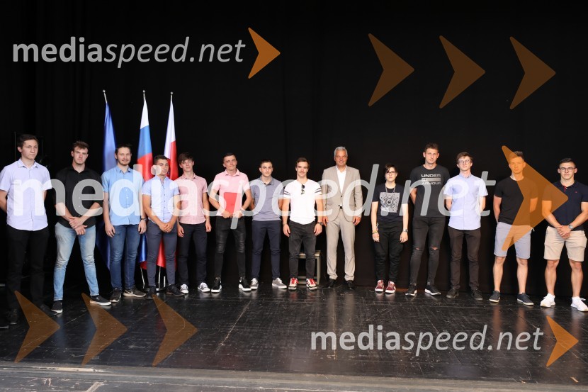 Župan MOM Saša Arsenovič podelil priznanja najuspešnejšim učencem in dijakom