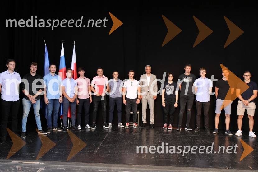 Župan MOM Saša Arsenovič podelil priznanja najuspešnejšim učencem in dijakom