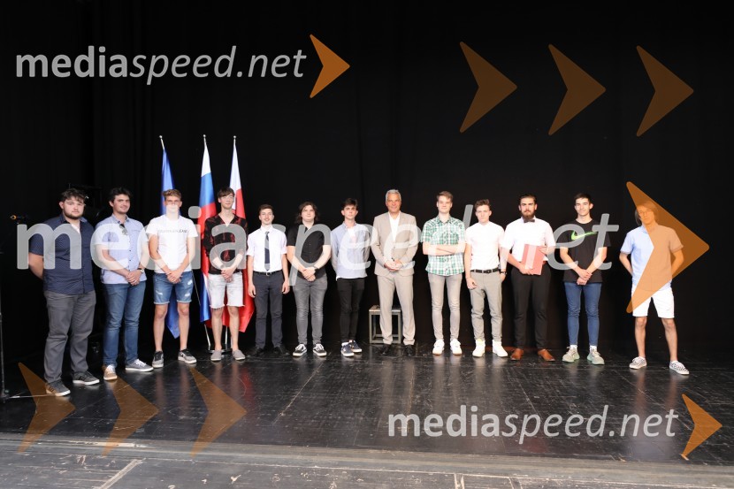 Župan MOM Saša Arsenovič podelil priznanja najuspešnejšim učencem in dijakom