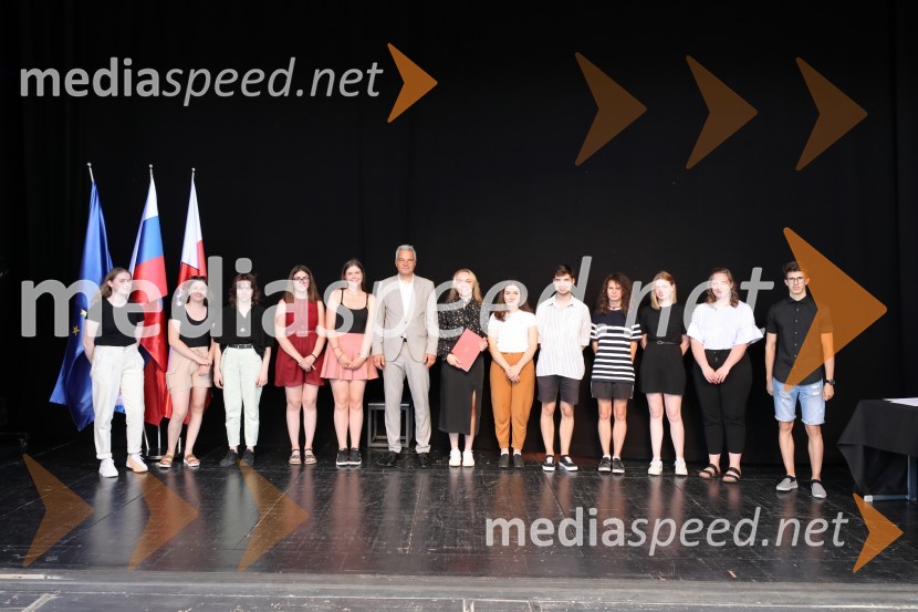 Župan MOM Saša Arsenovič podelil priznanja najuspešnejšim učencem in dijakom