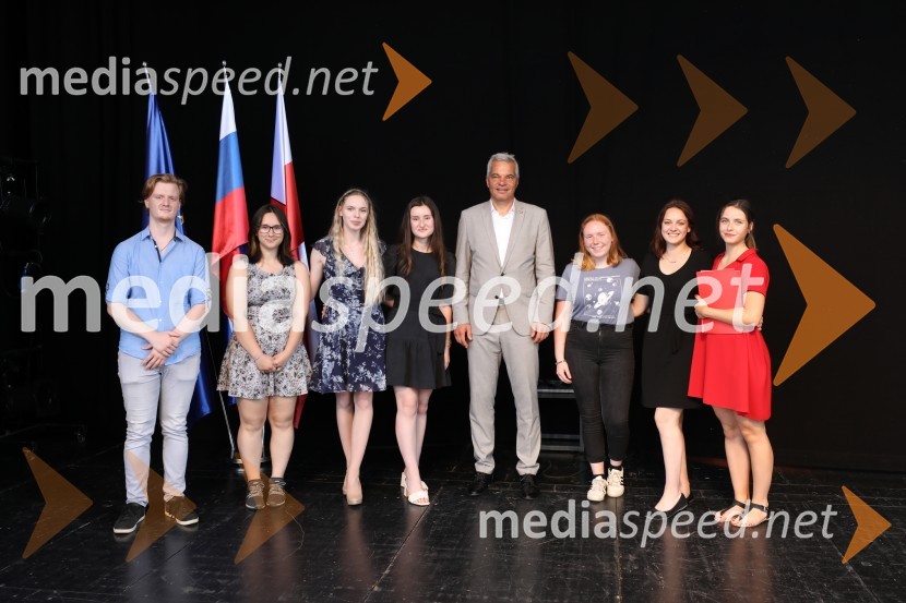 Župan MOM Saša Arsenovič podelil priznanja najuspešnejšim učencem in dijakom