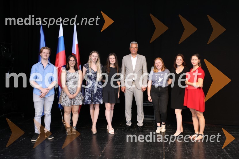 Župan MOM Saša Arsenovič podelil priznanja najuspešnejšim učencem in dijakom