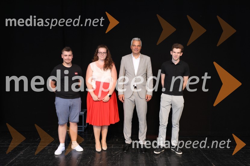 Župan MOM Saša Arsenovič podelil priznanja najuspešnejšim učencem in dijakom