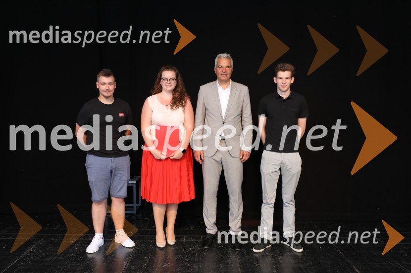 Župan MOM Saša Arsenovič podelil priznanja najuspešnejšim učencem in dijakom