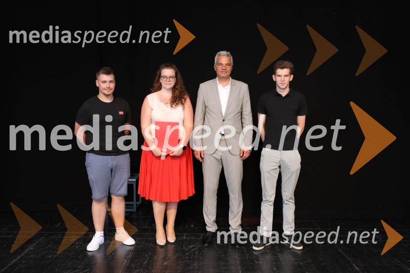 Župan MOM Saša Arsenovič podelil priznanja najuspešnejšim učencem in dijakom