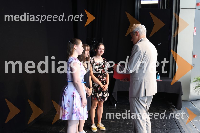 Župan MOM Saša Arsenovič podelil priznanja najuspešnejšim učencem in dijakom