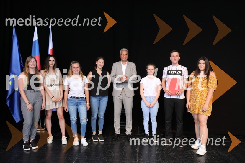 Župan MOM Saša Arsenovič podelil priznanja najuspešnejšim učencem in dijakom