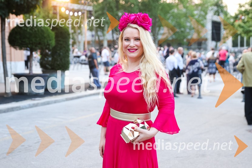  Danica Lovenjak, novinarkaPoletna noč 2021, poklon Tadeju Hrušovarju